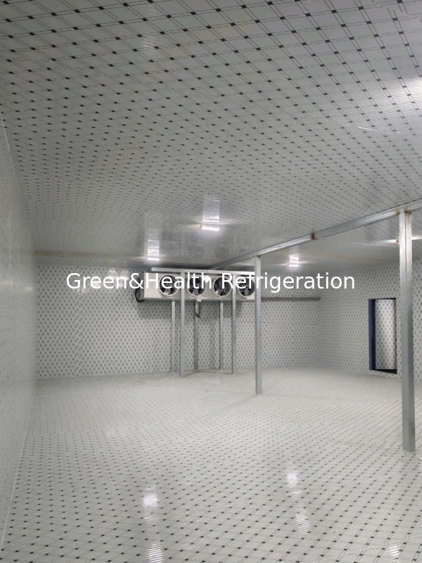 개별 요구 사항에 맞게 다양한 크기와 온도 범위로 맞춤형 냉장 보관실을 이용하실 수 있습니다.